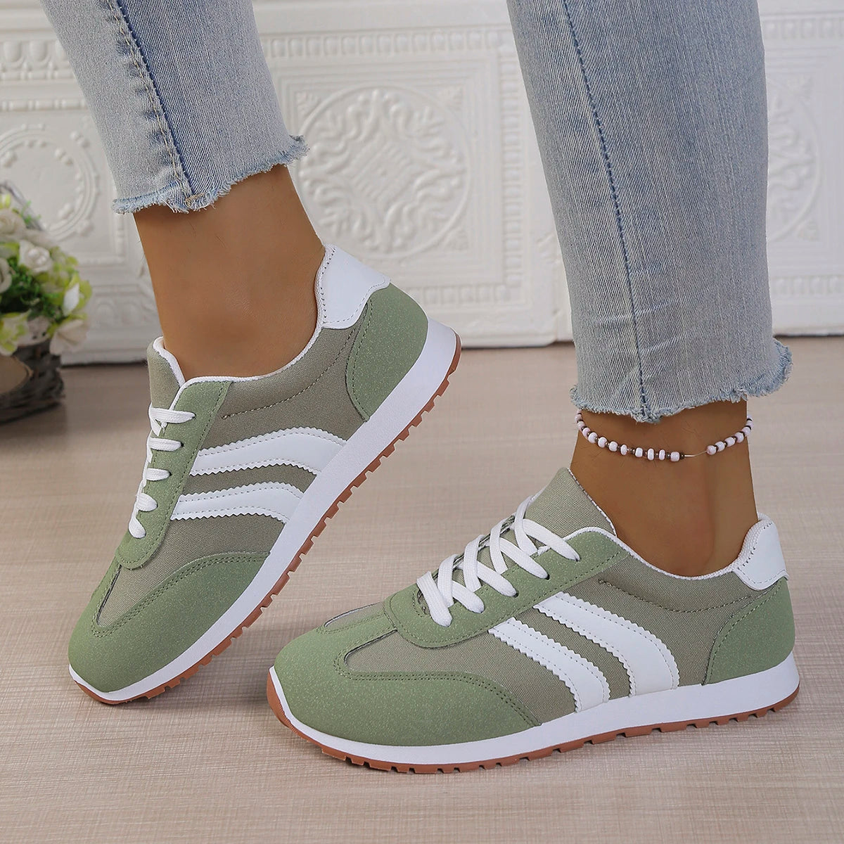 Fashionable women's shoes, non-slip outdoor sports shoes